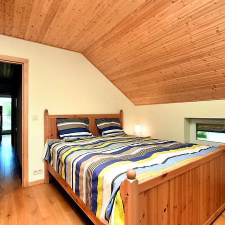 Cosy In With Garden Holiday home *